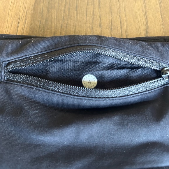 Lululemon Run Times Short *4-way Stretch 4"
Black Size 4 - Picture 8 of 8